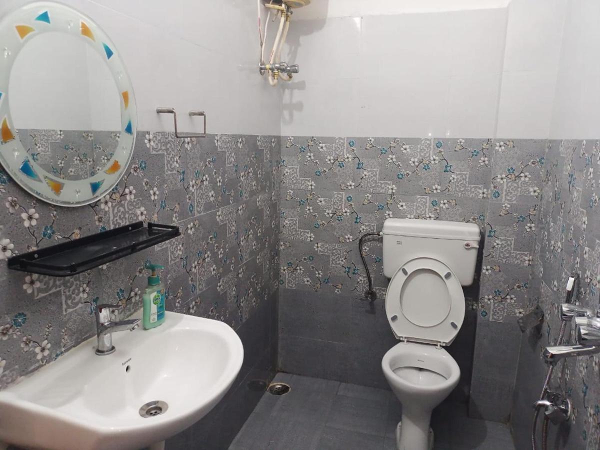 Urbban Castle Apartment Port Blair Bagian luar foto